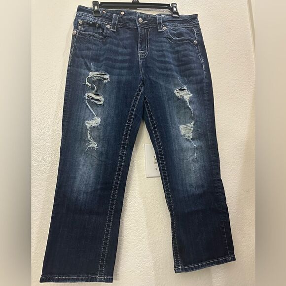 Miss Me Jeans size 30 Curly Crop - Picture 2 of 8